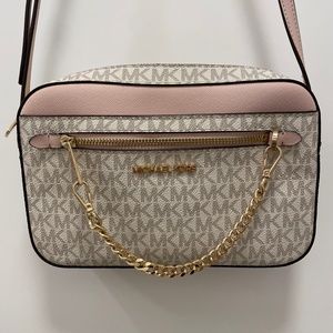 Michael Kors Crossbody
